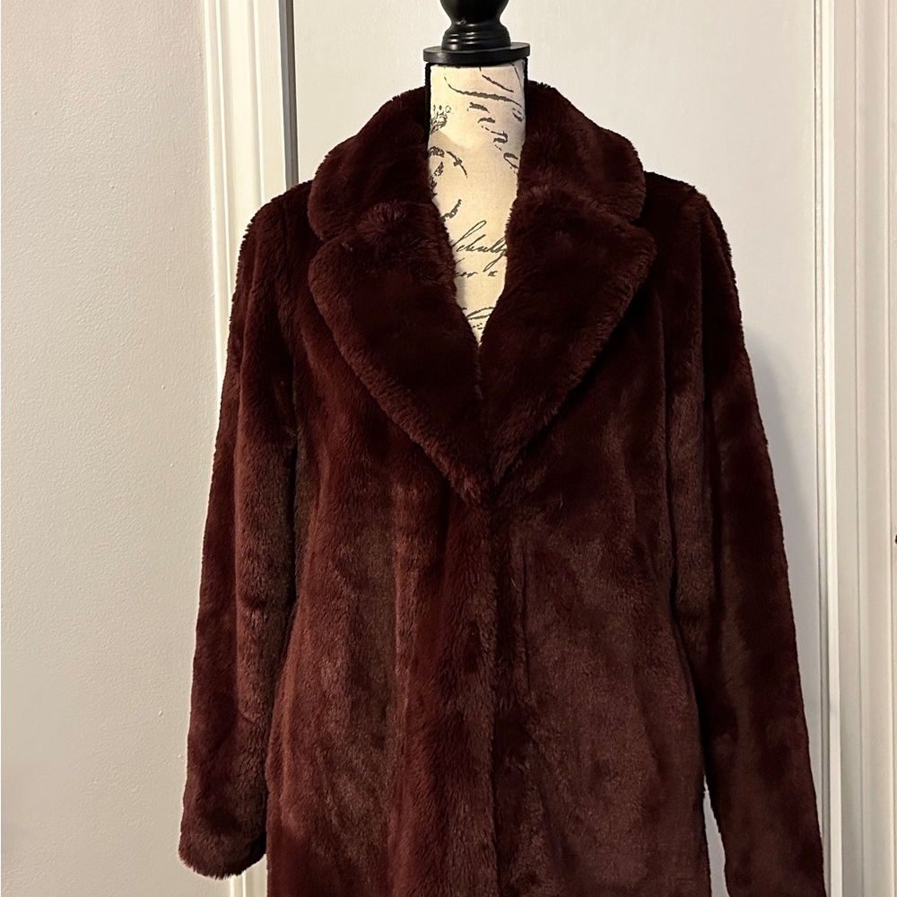 Women's Faux Fur Coat - Rich Burgundy